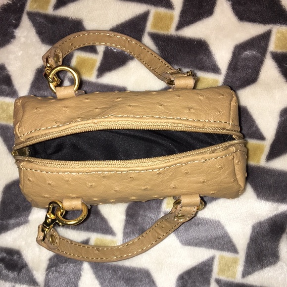 Coin purse/Wristlet - Picture 3 of 5